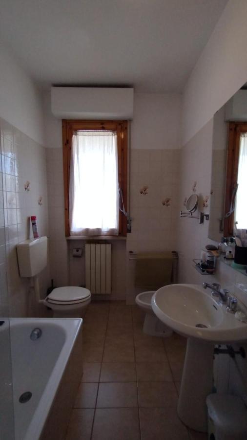 La Casa Dei Viaggiatori - Viareggio - Posto Auto Gratuito Apartment Exterior foto